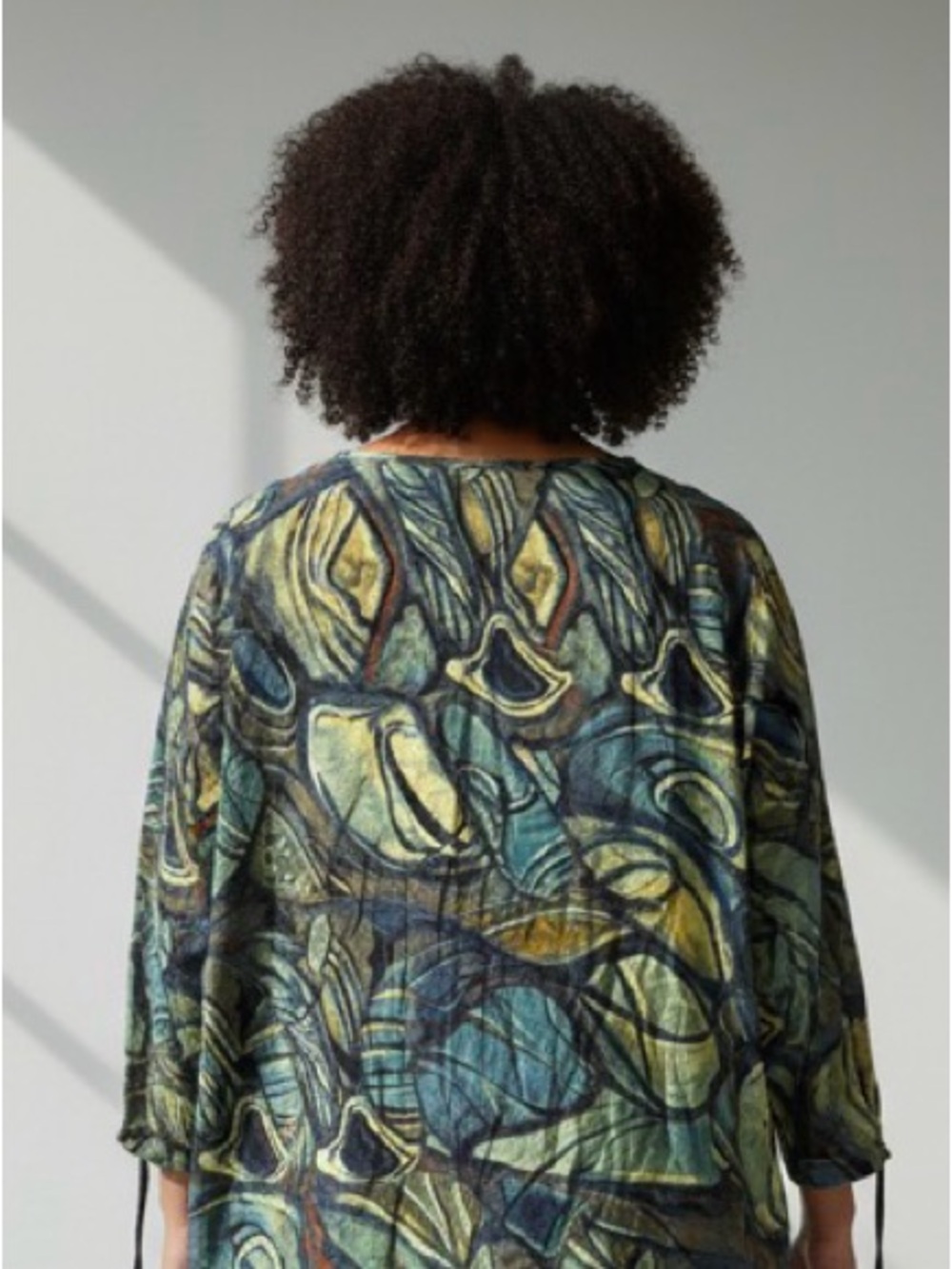 3 Potato Abstract Leaf Print Tunic Top in Teal & Olive XL - Picture 3 of 4
